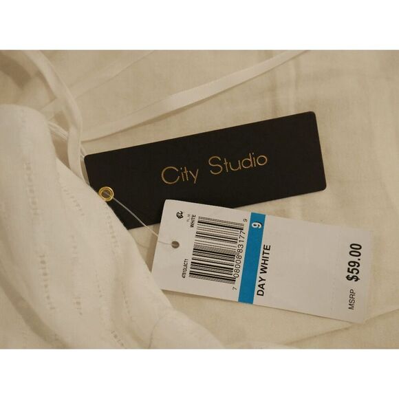 City Studios White Tiered Empire Fit & Flare Dress Size 9 Adjustable Straps - Picture 7 of 7